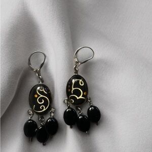 925 Vintage Silver-Elegant Black Milk Glass Dangle Earrings